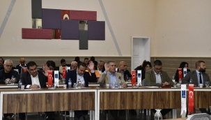 Kuşadası Belediye Meclisi yılın son toplantısında önemli kararlara imza attı