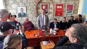 Olgun Atila, “Değişimin ışığını İzmir’den yakacağız”
