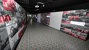 Cumhuriyet’in kuruluşuna tanıklık eden eserler hikâyeleriyle büyülüyor