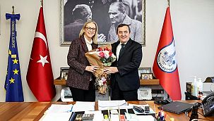 AK Parti Konak Adayı Çankırı’dan mevcut Başkan Batur’a ziyaret