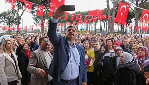Cumhur İttifakı Adayı Doğruer, Bergamalı kadınlarla buluştu