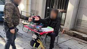 Polis kılık değiştirerek telefon hırsızını yakaladı