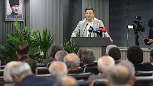 AK Parti İzmir Adayı Hamza Dağ’dan su ve otoparkta indirim vaadi