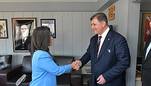 Cemil Tugay’dan Demokrat Partili Adaya nezaket ziyareti