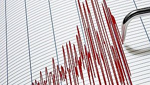 Manisa’daki 4,8 büyüklüğündeki deprem İzmir'de de hissedildi