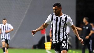 Altay, Deniz Kadah’la sözleşme tazeledi