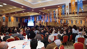 AK Parti İzmir’de Mahalle Başkanları Toplantıları Başladı