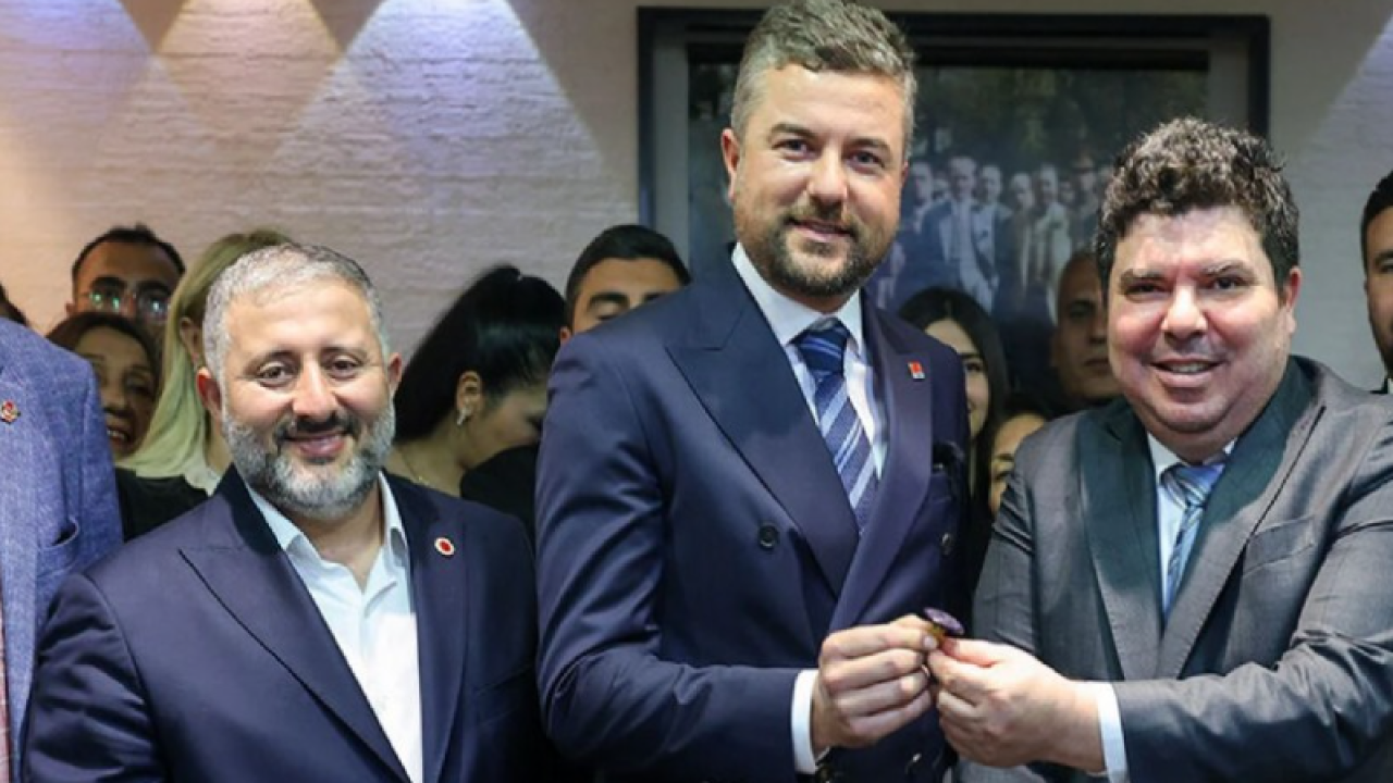 Belediye Başkanı Görkem Duman’ın da bulunduğu 42 kişi tutuklandı.