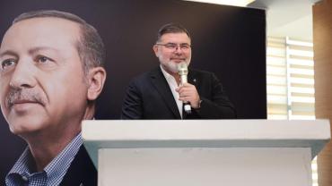 Saygılı: Belediyeler hizmet değil kriz üretiyor