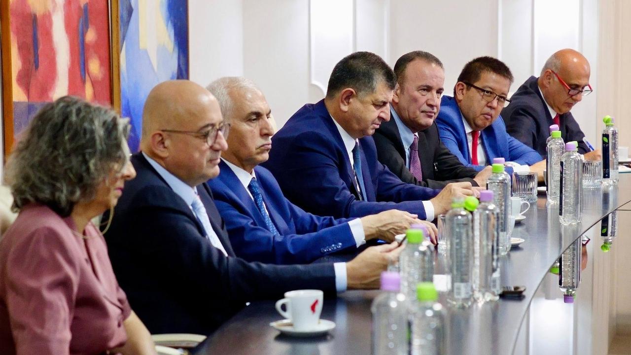 TBMM heyeti Köstence İl Konseyi’nde ikili iş birliğini görüştü