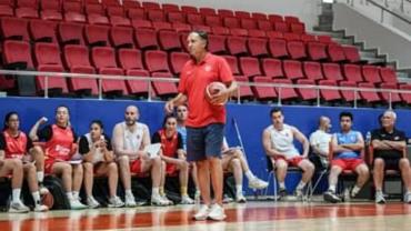 Aliağa Petkimspor Başantrenörü TBF çalıştayında eğitim verdi