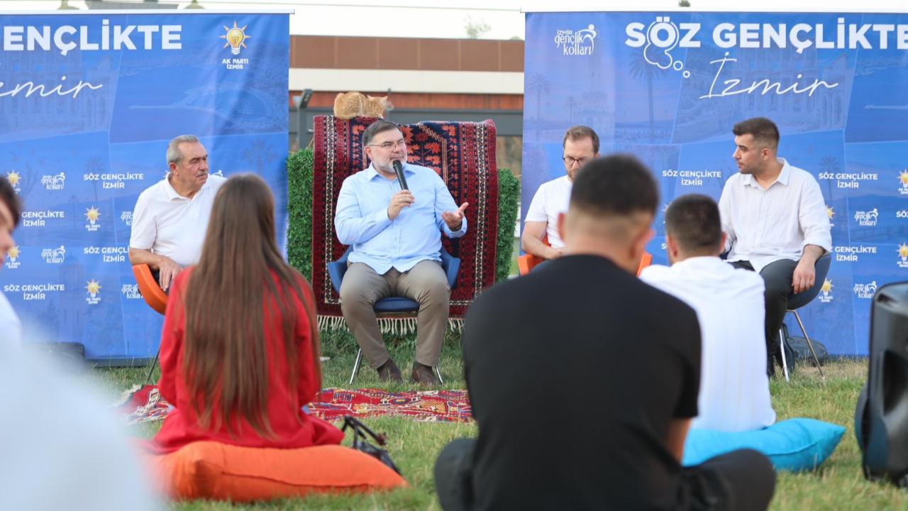 Başkan Saygılı Bergama'da Gençlerle Buluştu